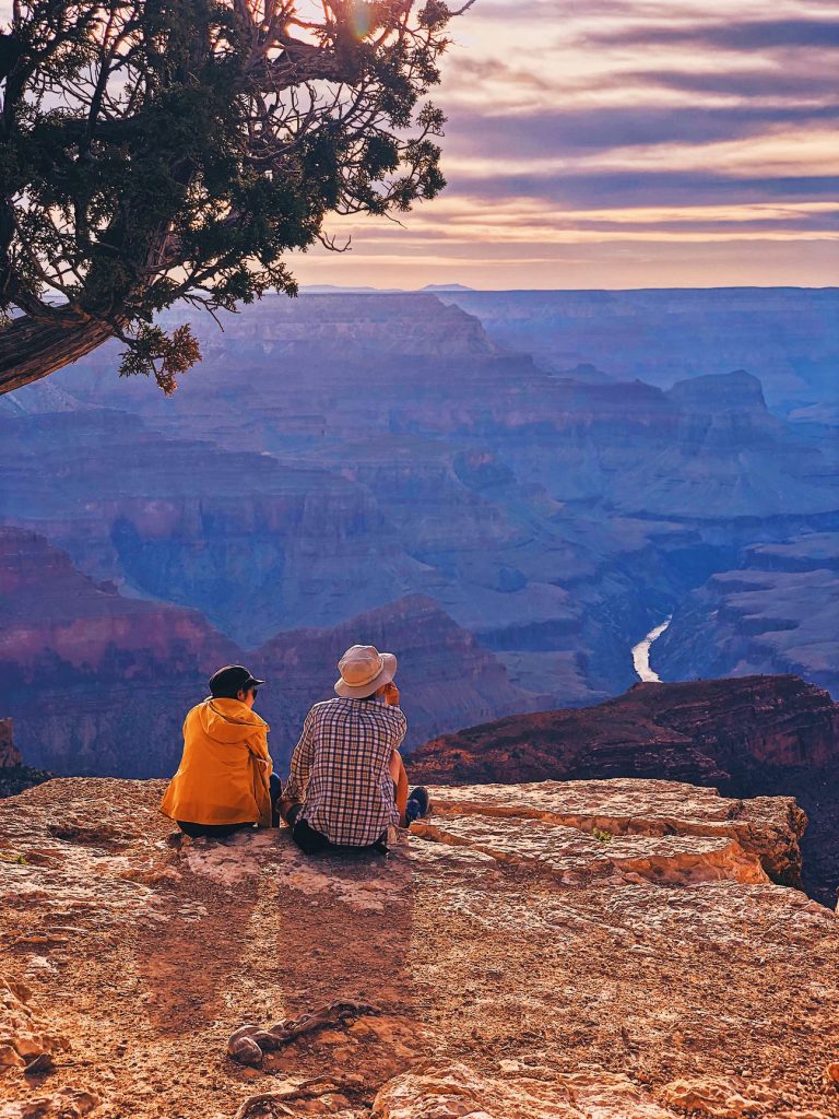 One and Two day private Grand Canyon Tours by First Class Transportation